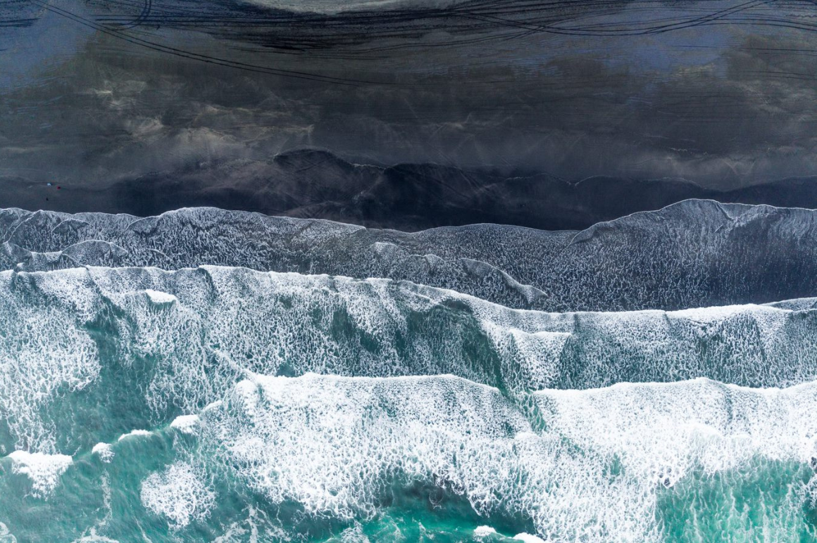 aerial surf photo